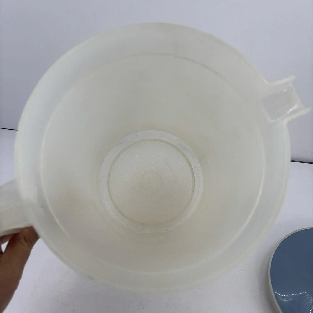 Vintage Tupperware #1416-4 #1417-5 Sheer 1 Gallon Pitcher w/Blue Push-Button Lid
